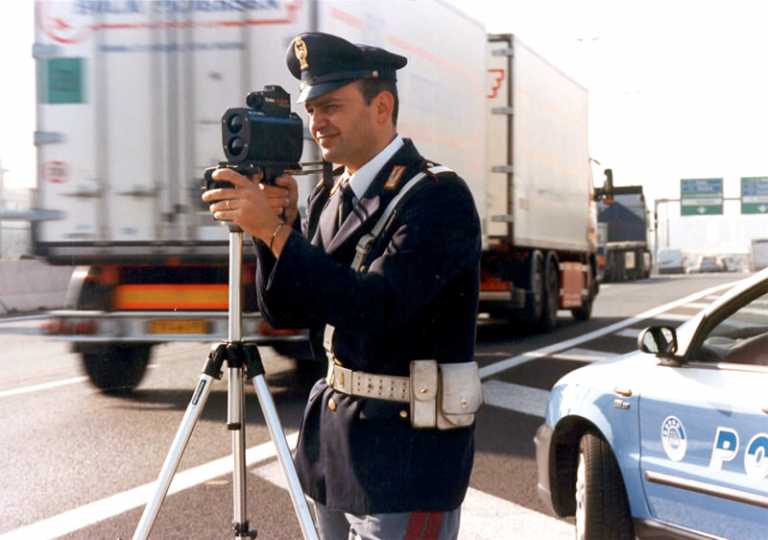 La foto dell’autovelox: se inquadra persone è contro la privacy