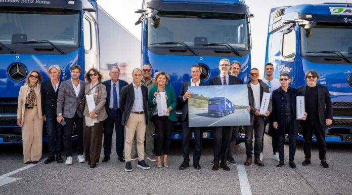 Quattro vettori, ventuno camion elettrici: la rete GLS si muove con l’eActros 600 | K44 VIDEO