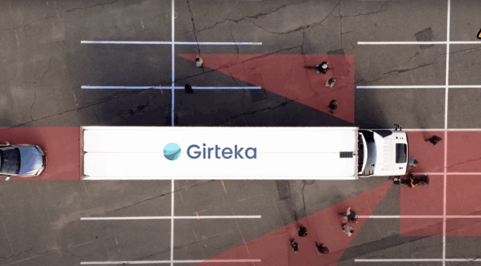 Un esperimento di Girteka conferma: gli angoli ciechi dei camion quasi invisibili dalla cabina