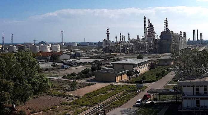 Versalis a Brindisi: dalla chimica di base alla gigafactory: opportunità e fabbisogni logistici