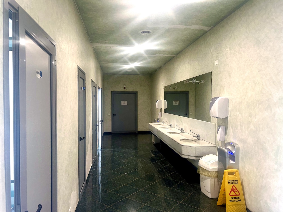 SERVIZI E DOCCE PER AUTISTI