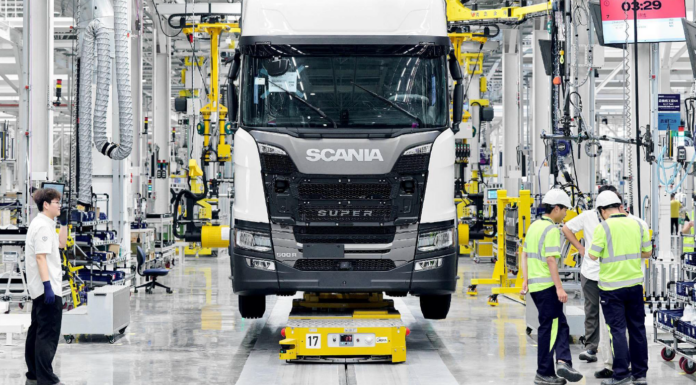 Scania cresce nella tempesta: ecco perché oggi guadagna più con i servizi che con i camion