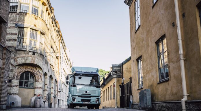 Volvo Trucks lancia l’FL Electric da 14 ton per i trasporti urbani
