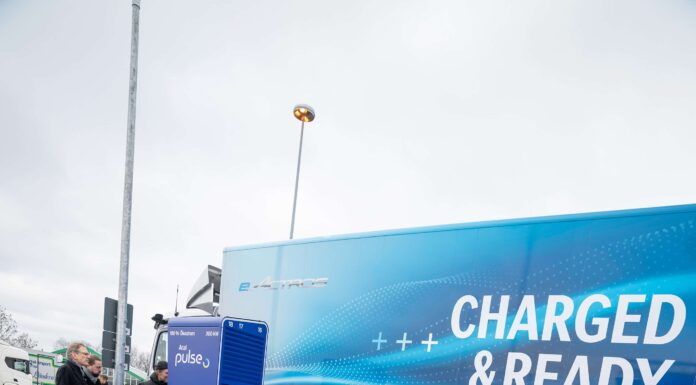 174 mila euro: è il risparmio che un camion elettrico ottiene in 5 anni in Germania non pagando i pedaggi