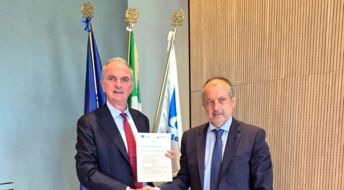 Cargo aereo, l’Italia resta in scia: perché l’asse Enac–Confetra può cambiare il gioco