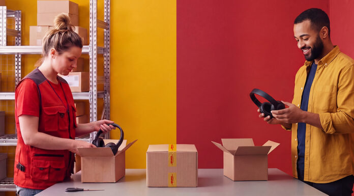 eCommerce: consegne rapide e flessibili (ma gratis) nell’era dell’AI. Ecco il report di DHL