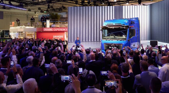 MAN alza il velo sul nuovo eTGX: più autonomia e ricarica più rapida