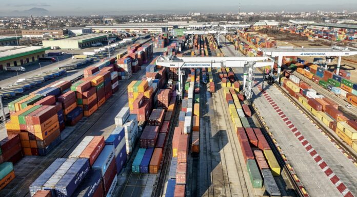 Rhenus concentra a Padova trasporti, spedizioni e magazzino